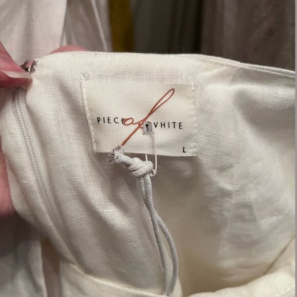 Lya Piece of White Halter Dress in Coconut White Linen - Picture 6 of 6